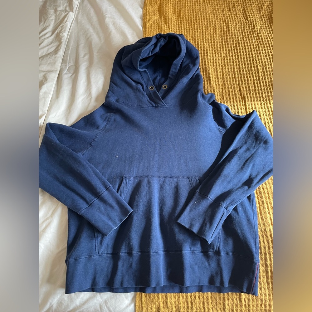VICTOR ATHLETIC WEAR Pullover Hoodie